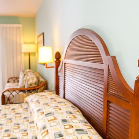 Trade Winds Hotel Dickenson Bay Стая снимка