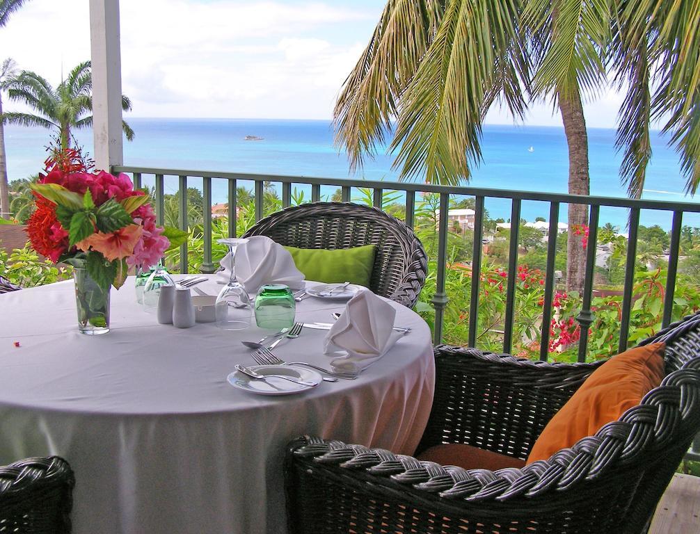 Trade Winds Hotel Dickenson Bay Екстериор снимка